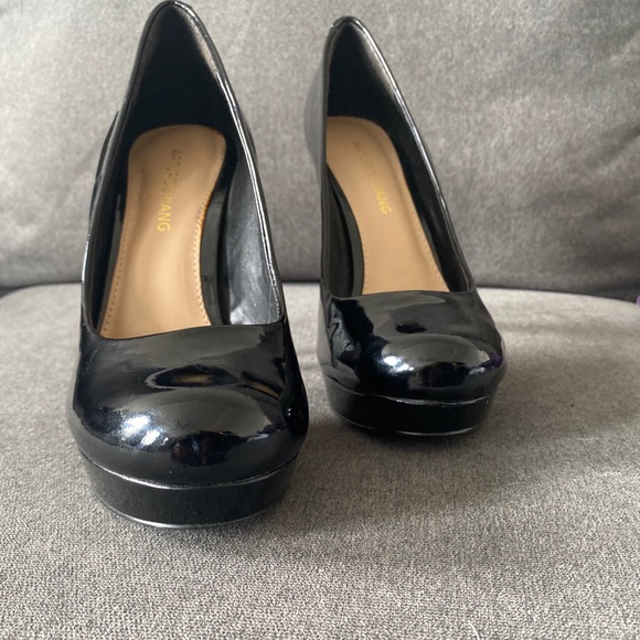 Arturo Chiang Black Orina Pumps, Sz 8, ECU - Picture 3 of 10